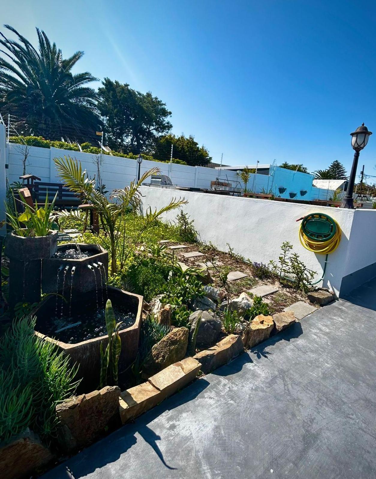 Rosa - Milnerton Homestay *