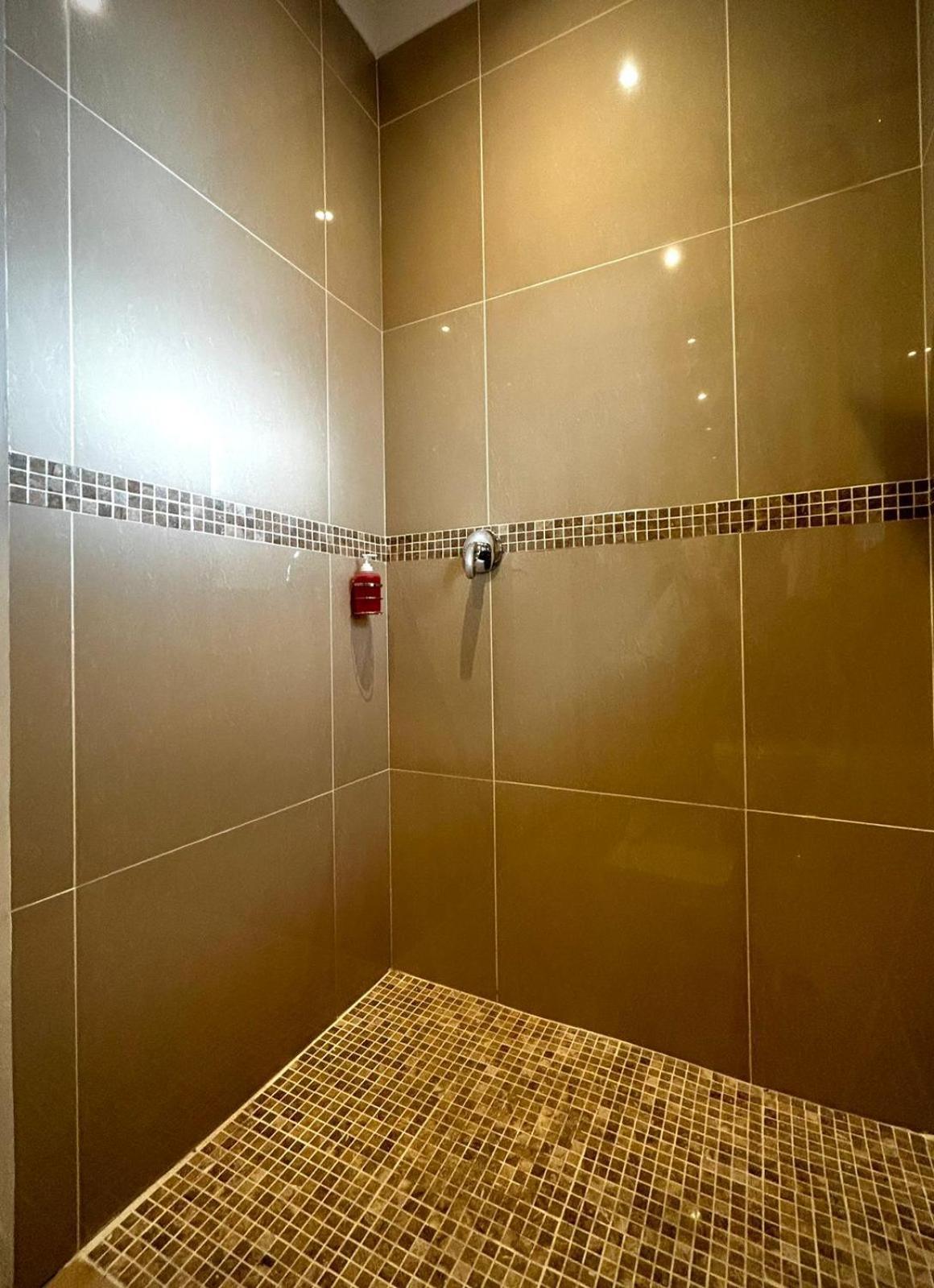 Rosa - Milnerton Homestay Cape Town